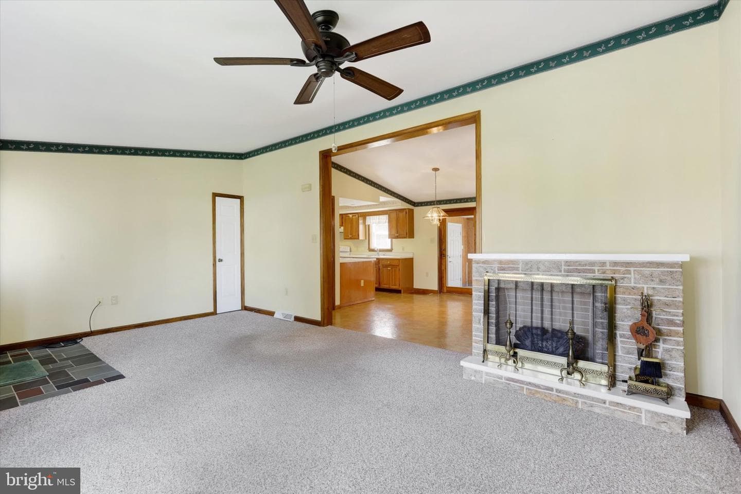 8 Dogwood Drive photo 13