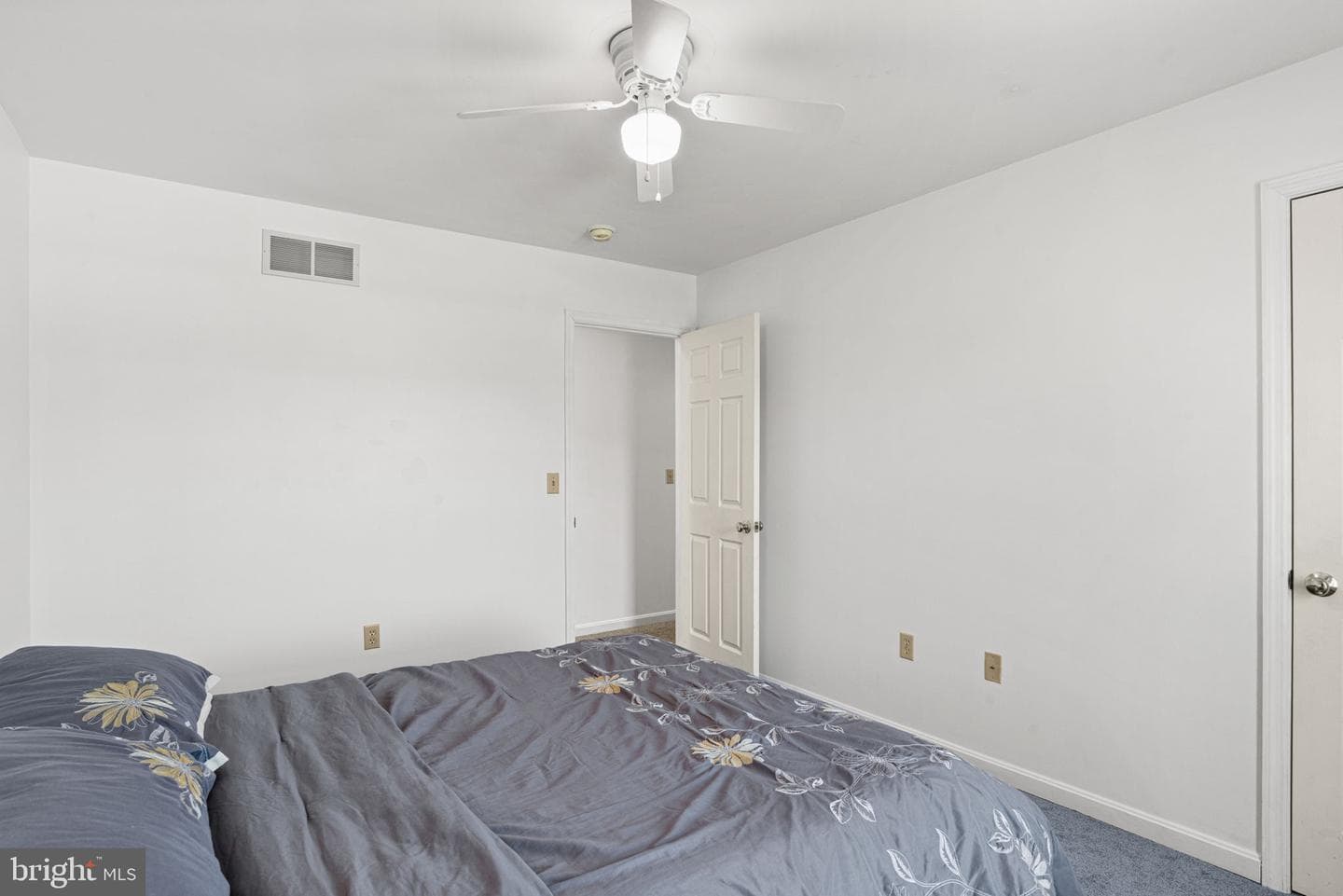 138 Westgate Dr photo 21