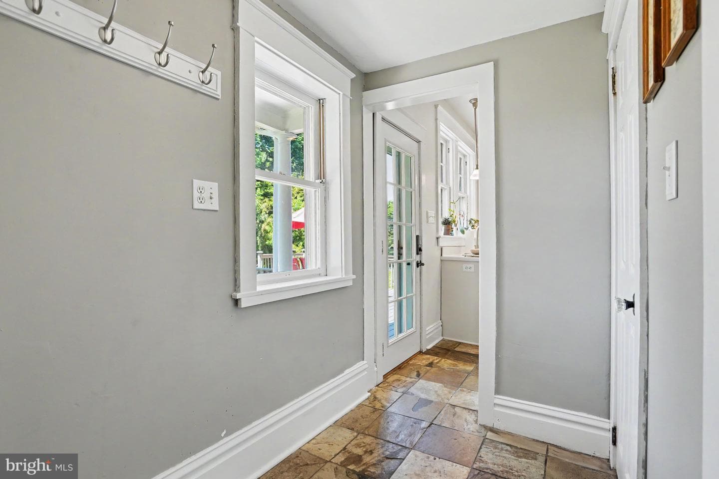 623 3rd Street photo 28