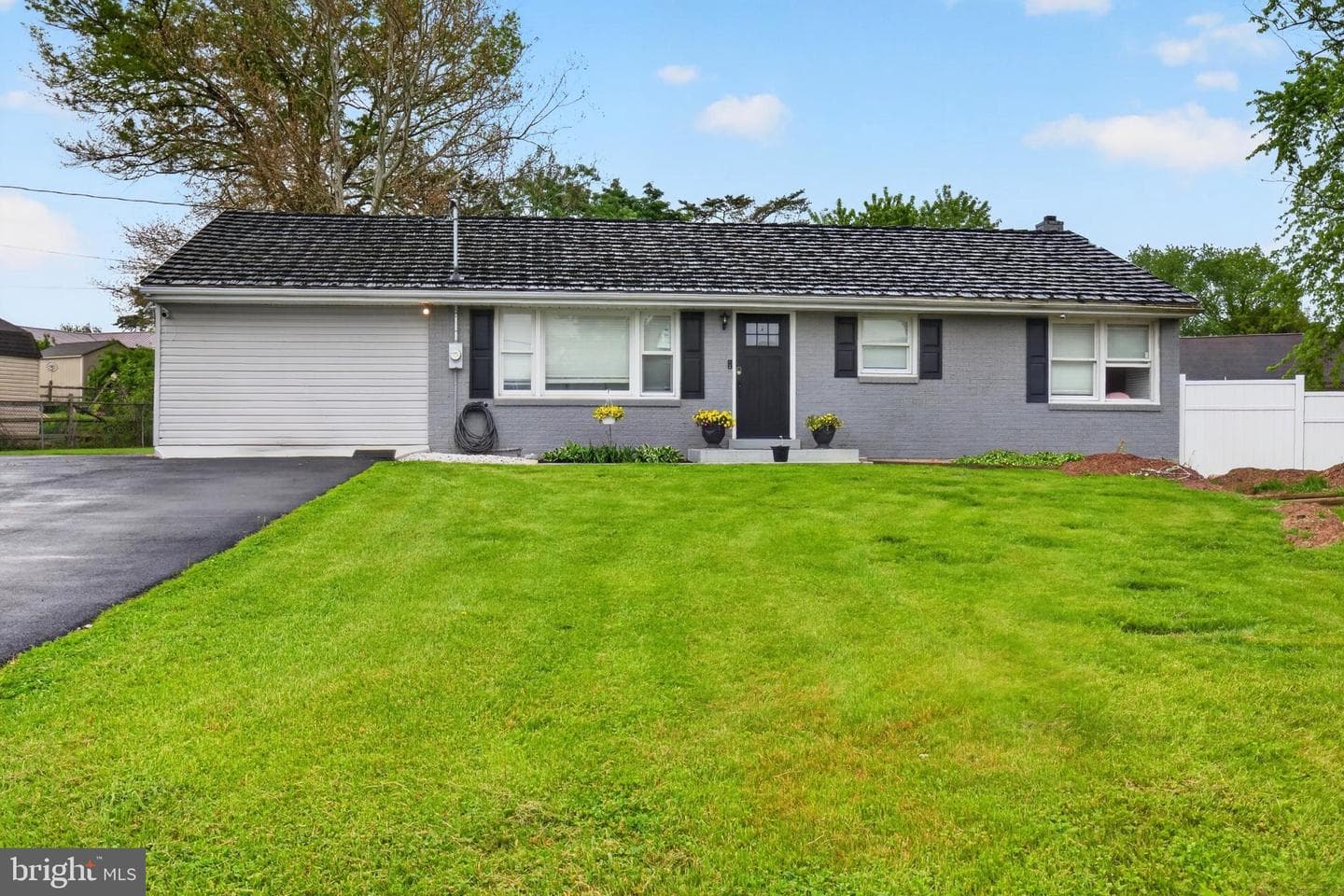 12 White Birch Avenue, Mechanicsburg