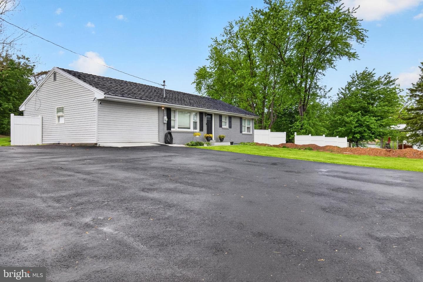 12 White Birch Avenue, Mechanicsburg
