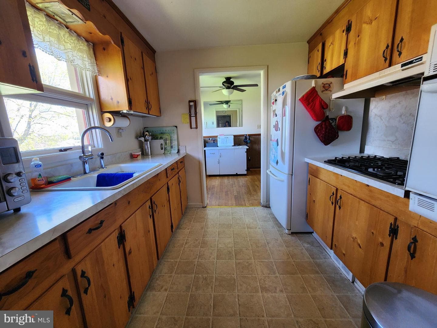 761 Wertzville Road photo 8