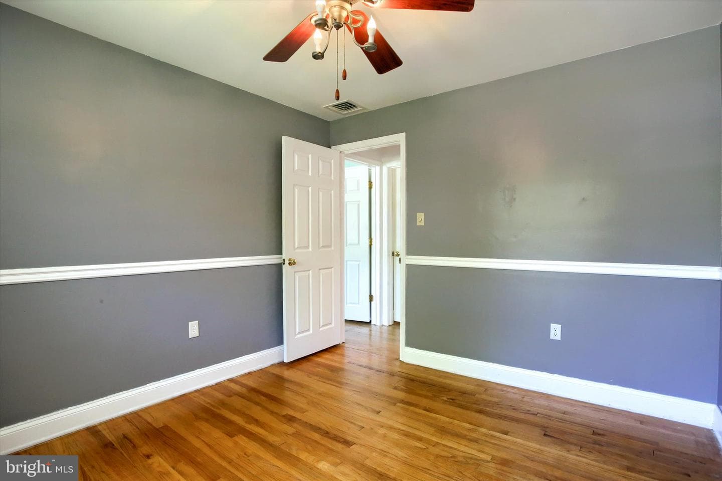 25 Oak Avenue photo 29