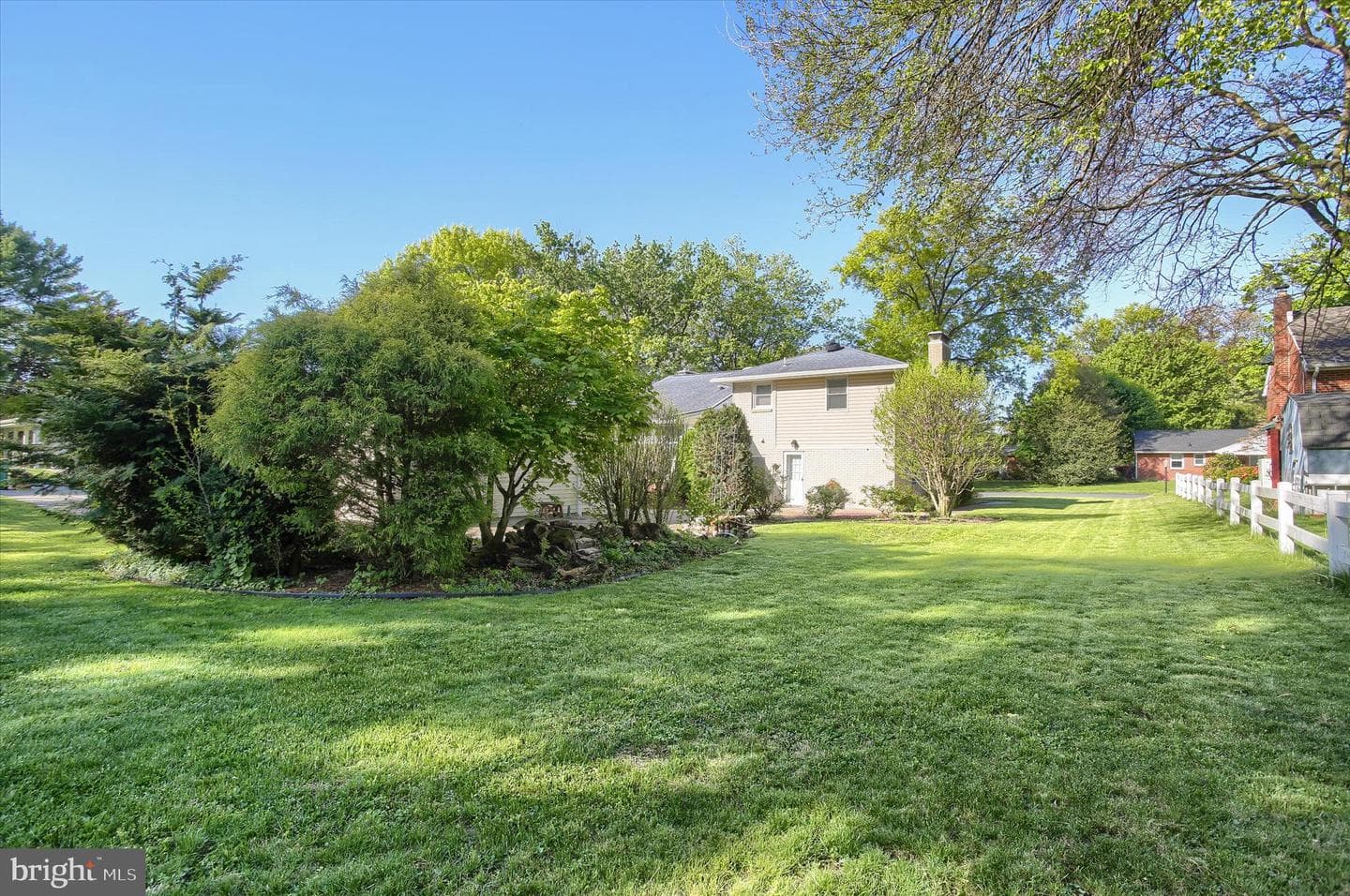 25 Oak Avenue photo 47