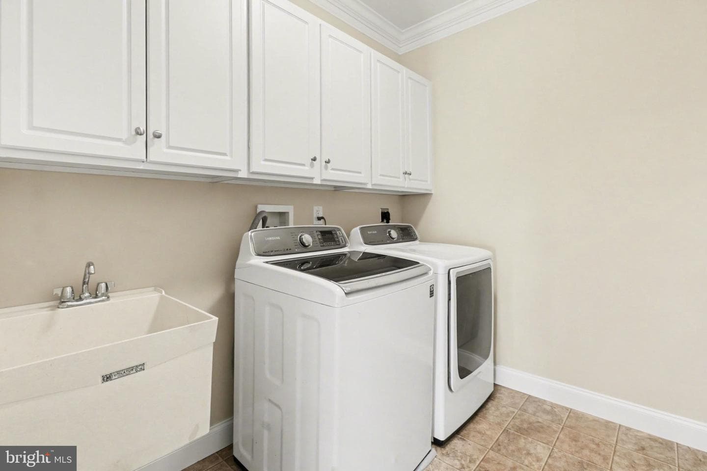 1405 Summit Way photo 39