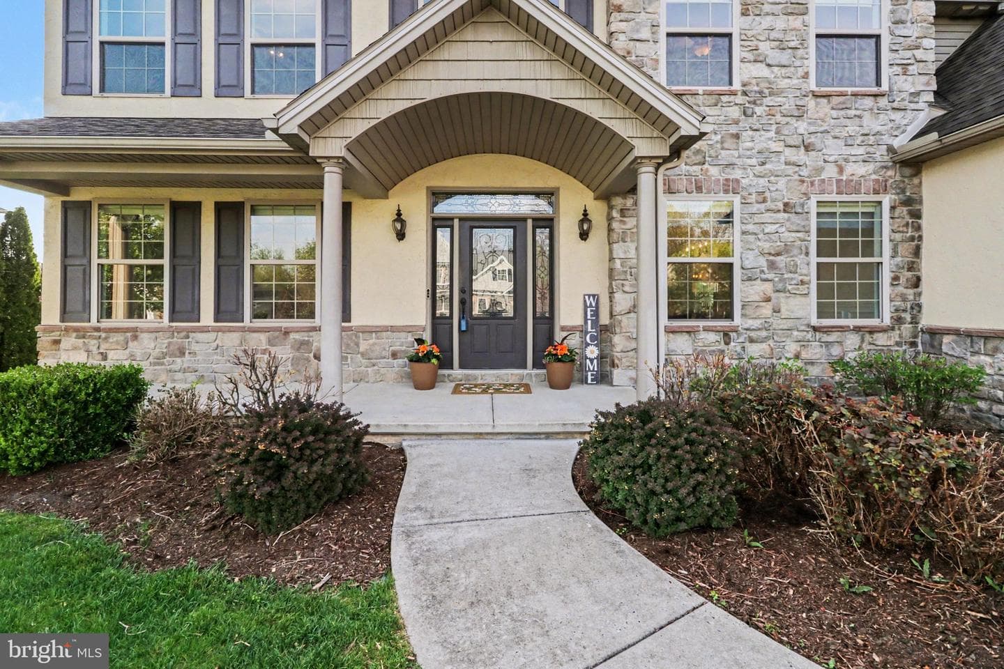 1405 Summit Way photo 5