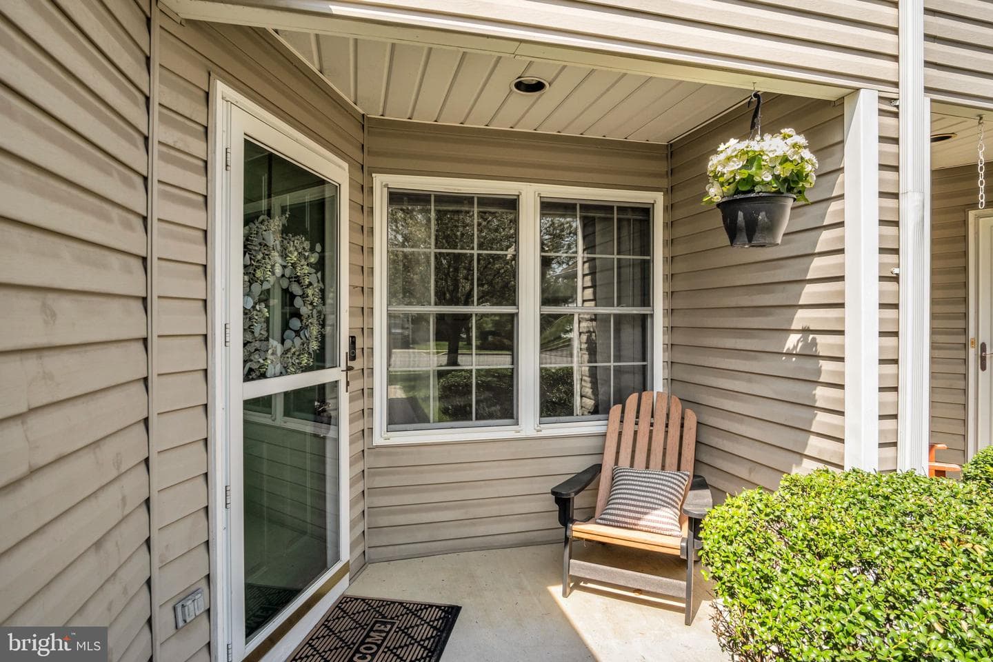 127 Heron Way photo 3