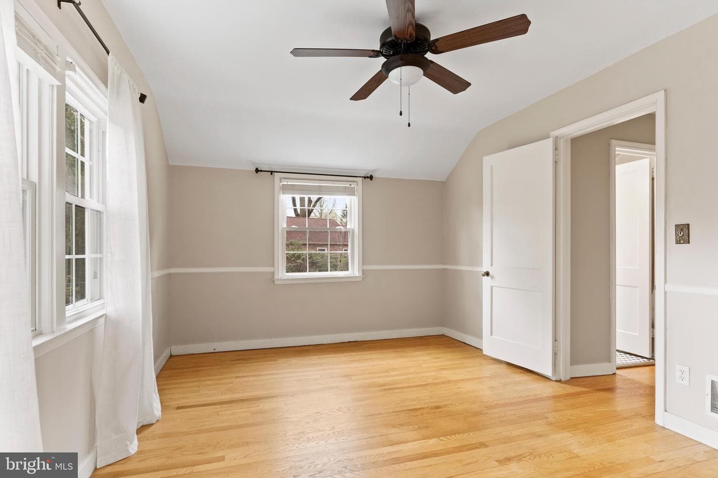 1607 Chatham Road photo 27