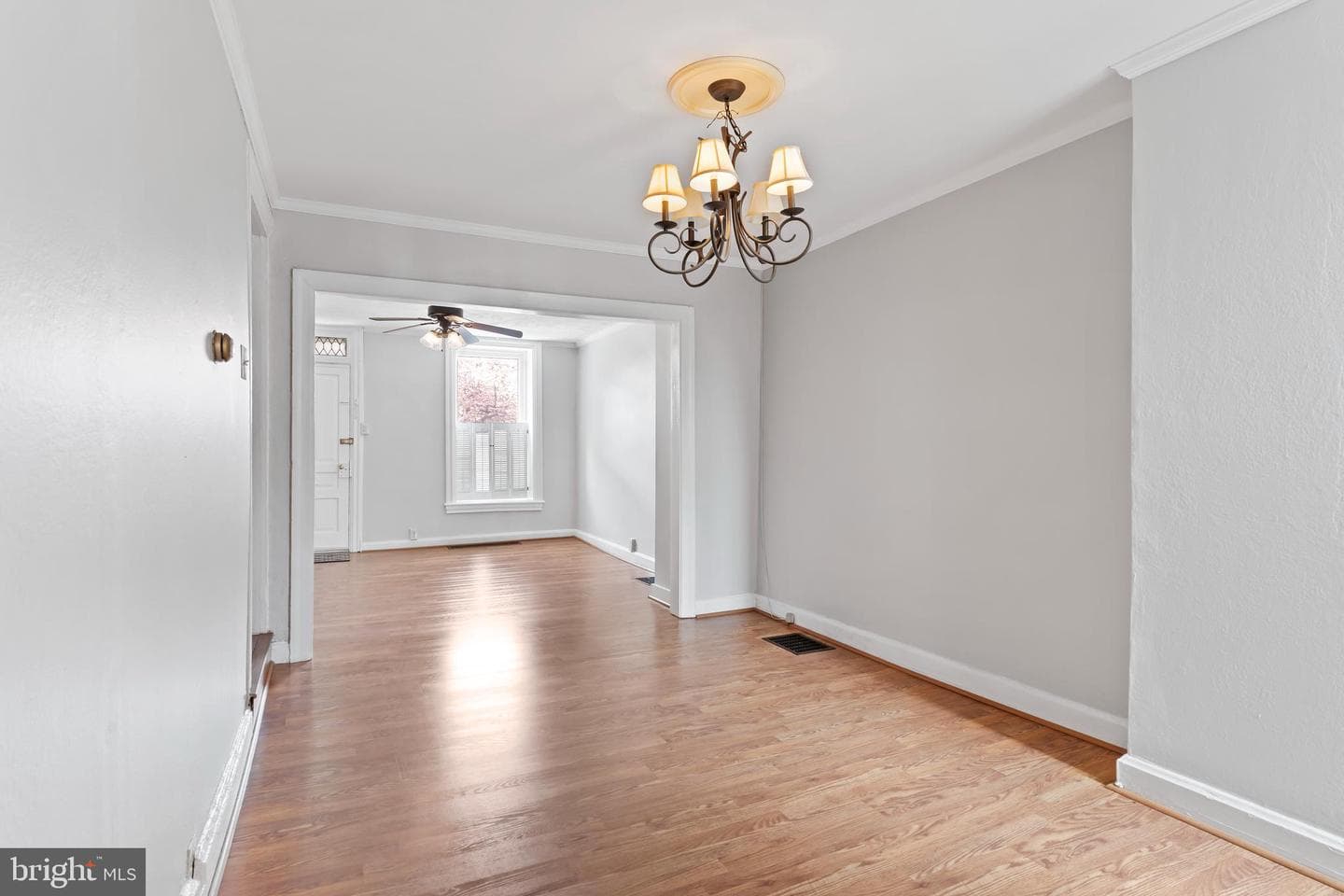 19 N East Street photo 4