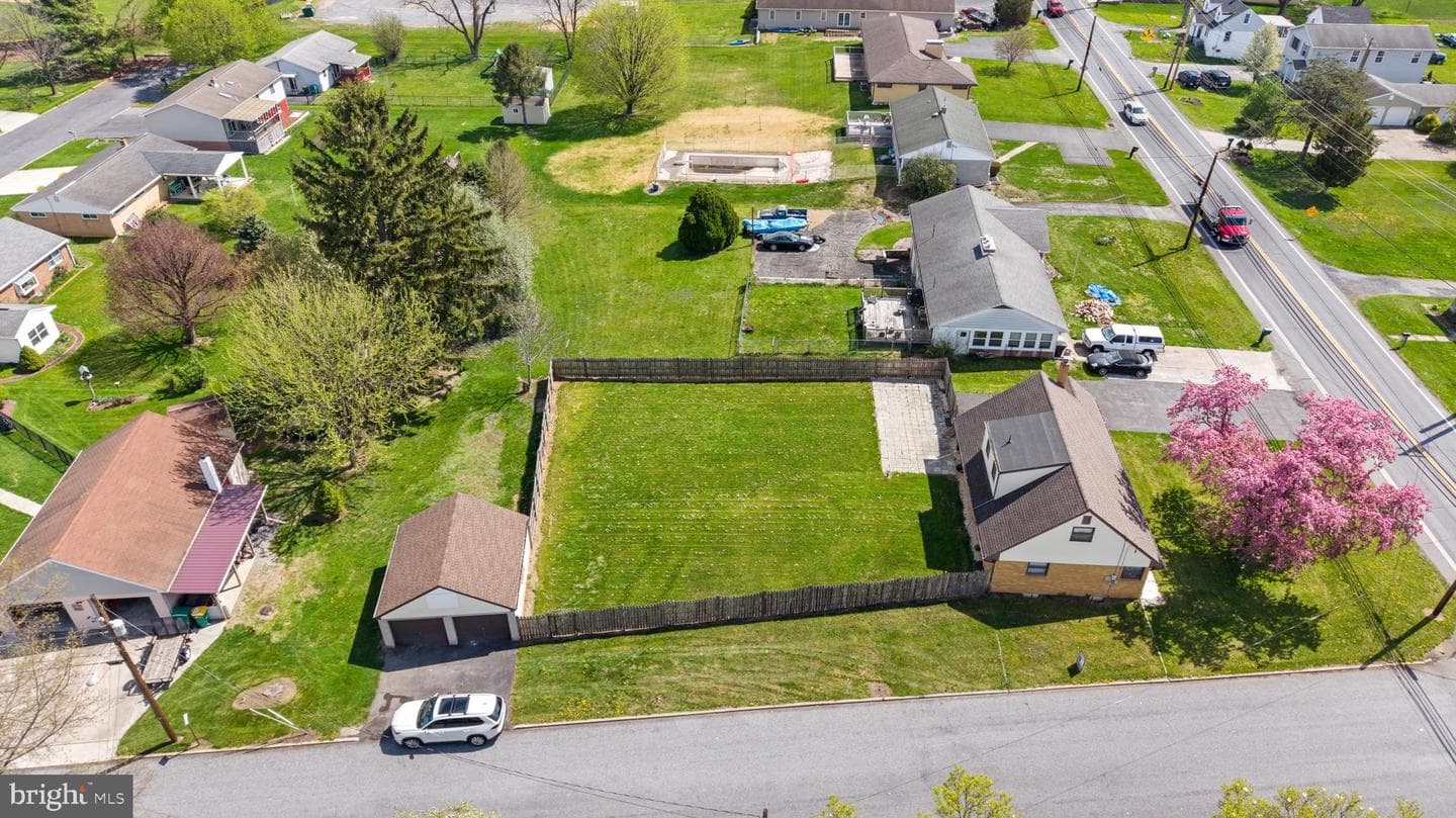 917 Wertzville Road photo 36