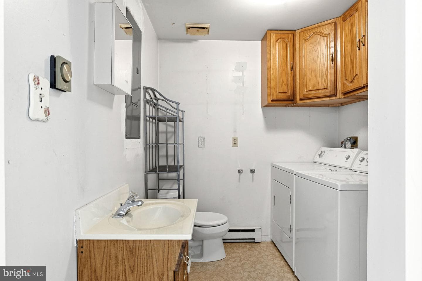 96 Queen Avenue photo 12