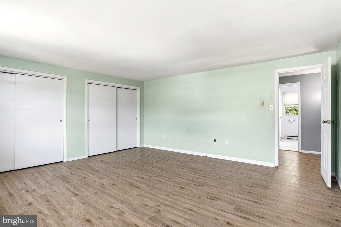 96 Queen Avenue photo 15