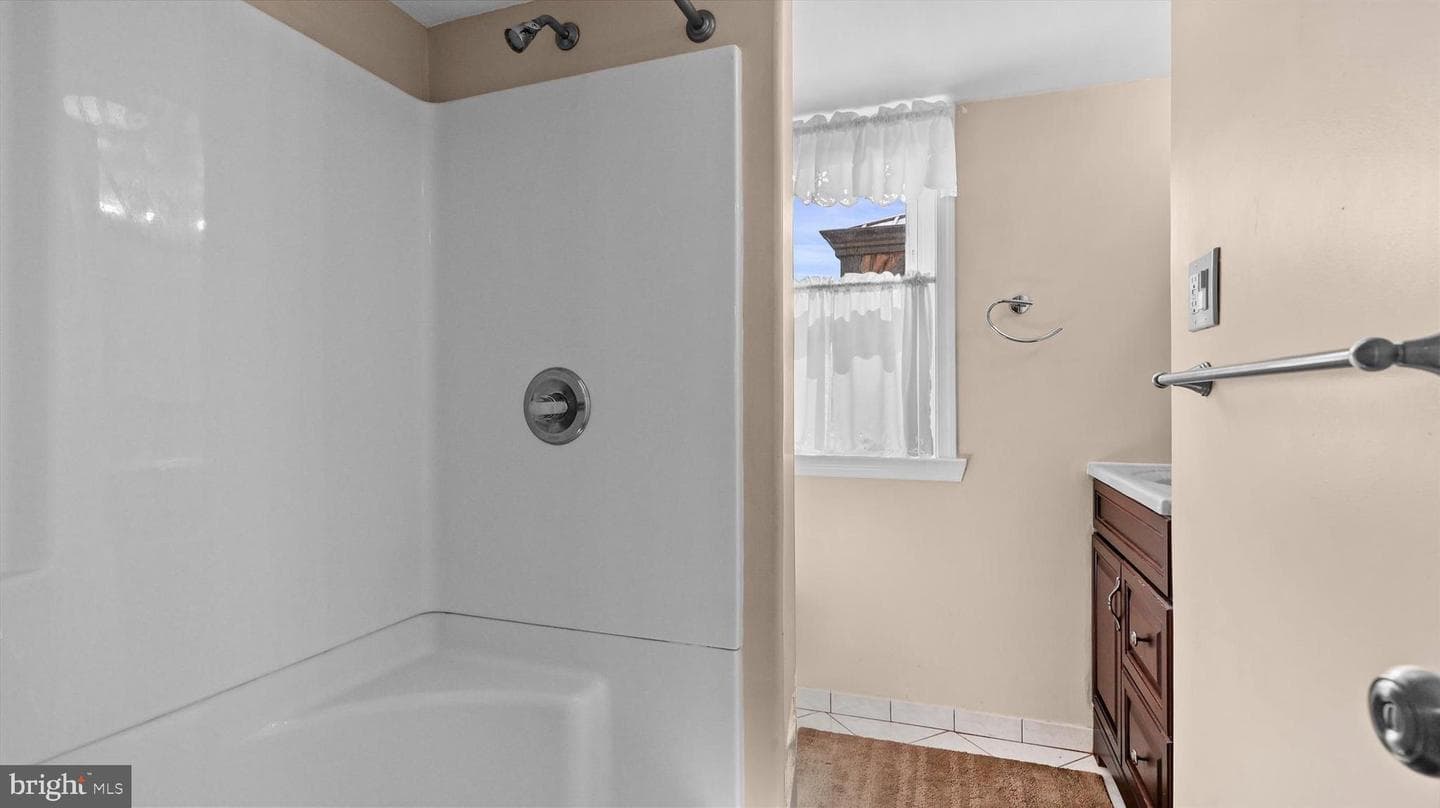20 Kensington Drive photo 21