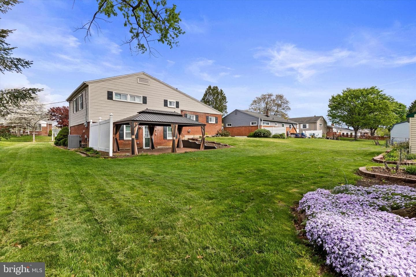 20 Kensington Drive photo 27