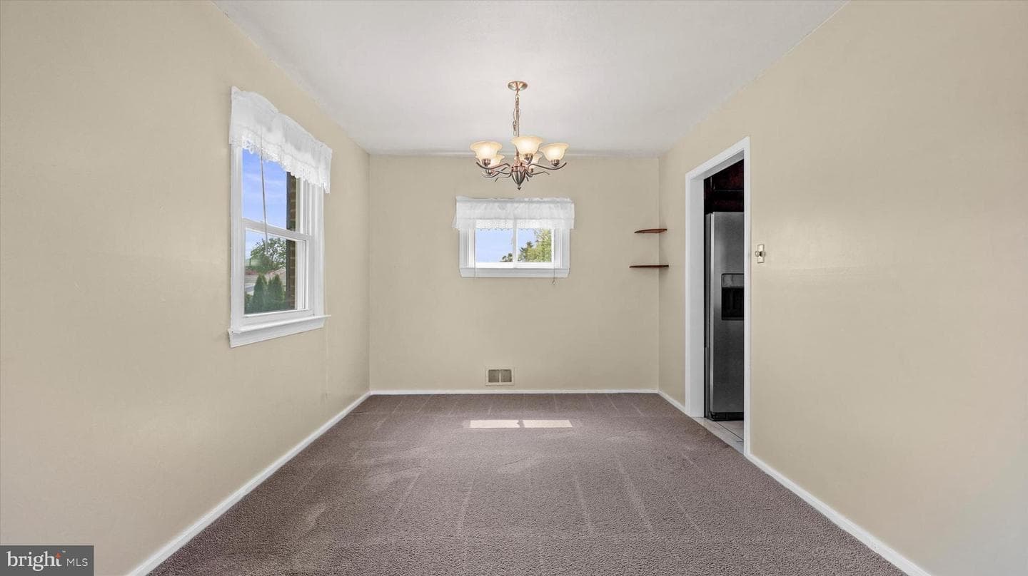 20 Kensington Drive photo 7
