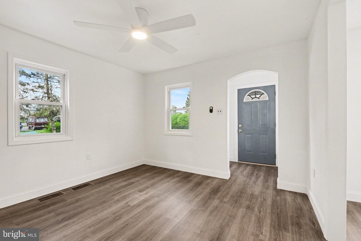 67 Fairfield St photo 5