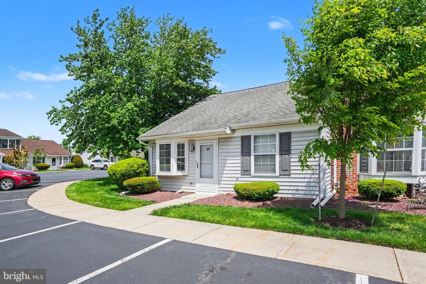 24 Southpoint Drive