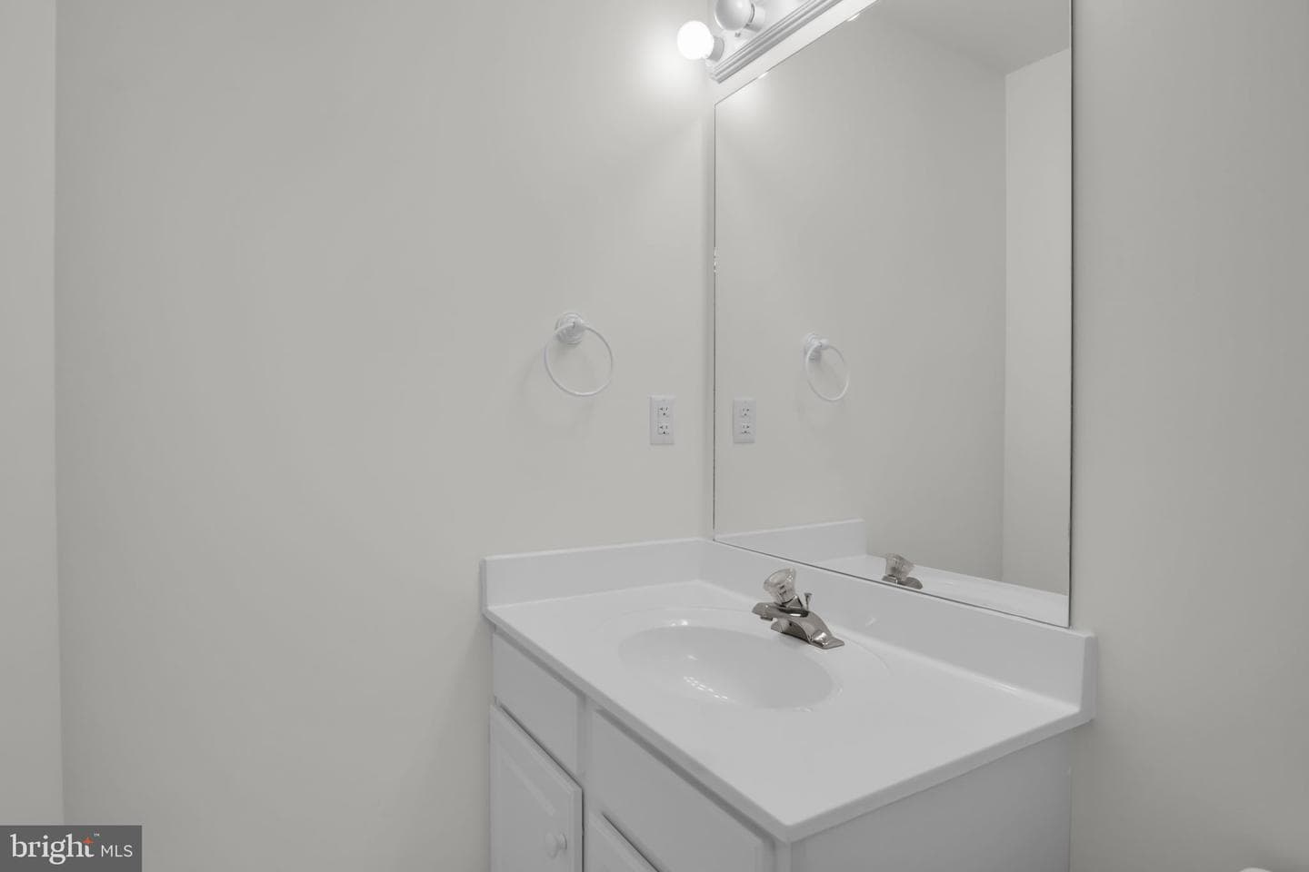 1223 Hillside Drive photo 38