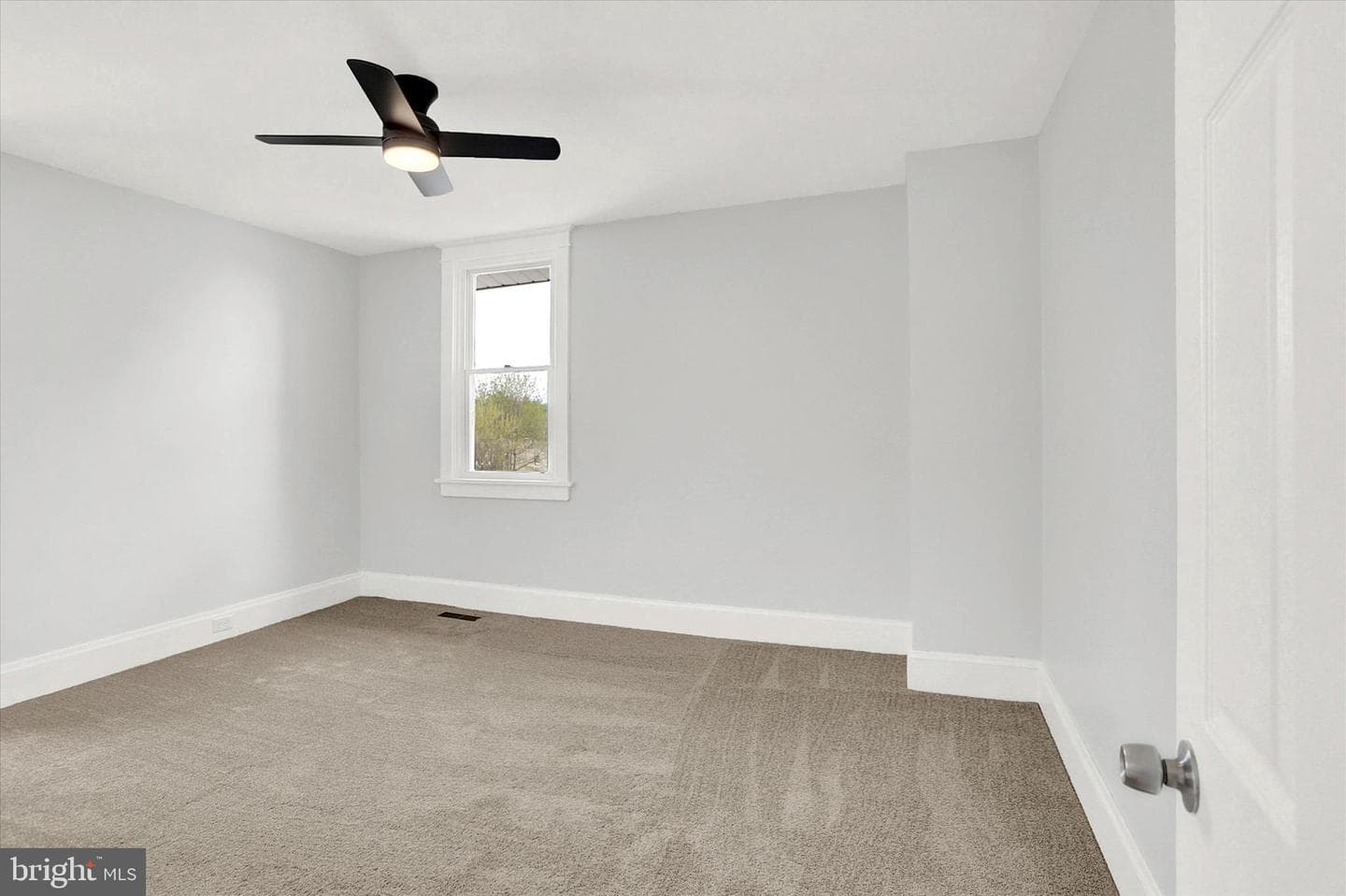 225 S 17th Street photo 19
