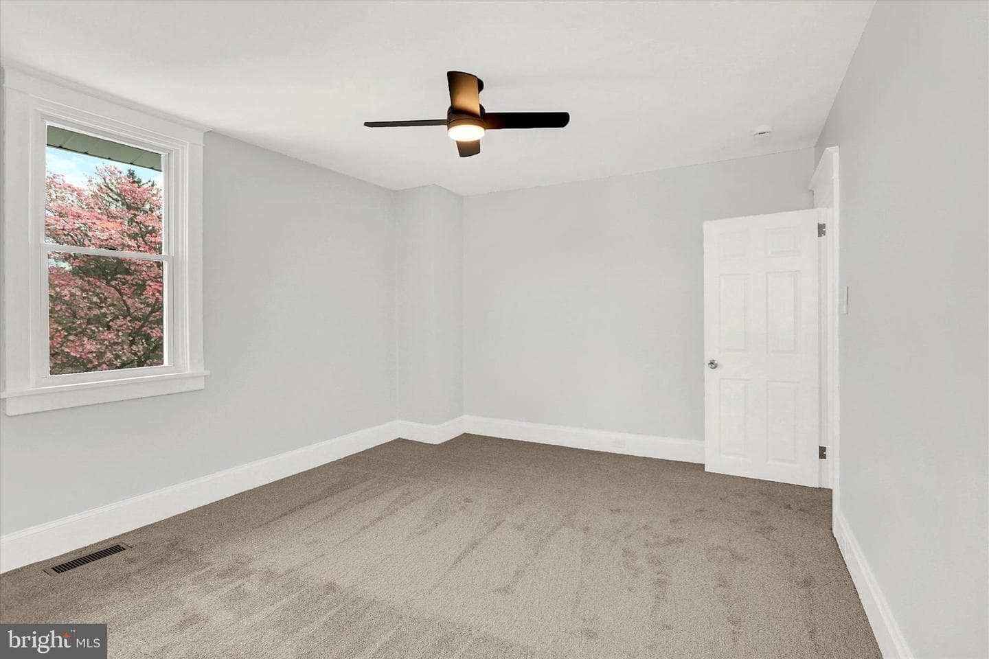 225 S 17th Street photo 23