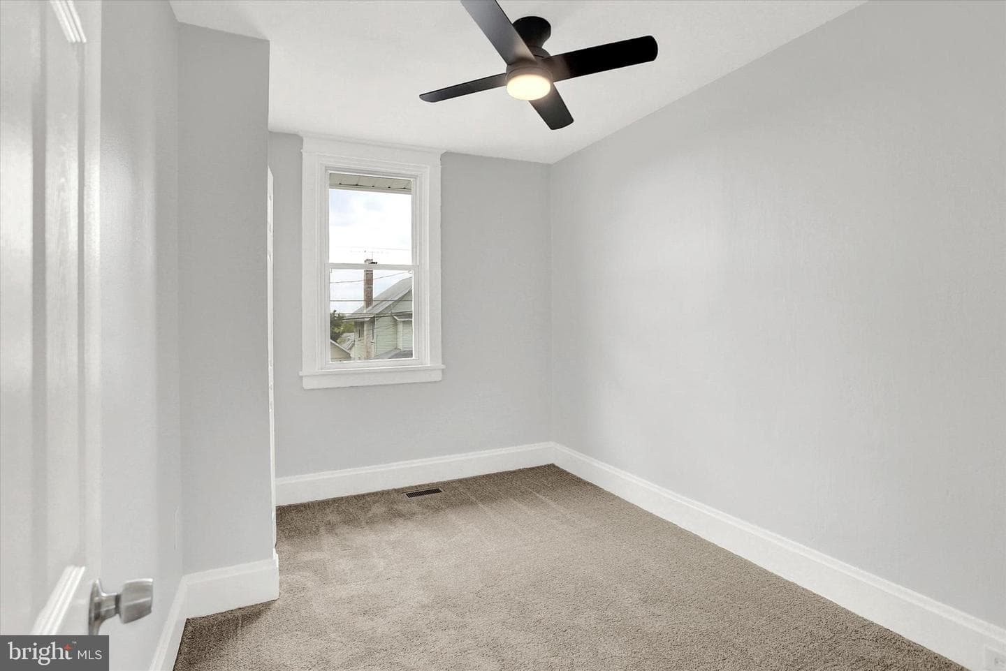 225 S 17th Street photo 24