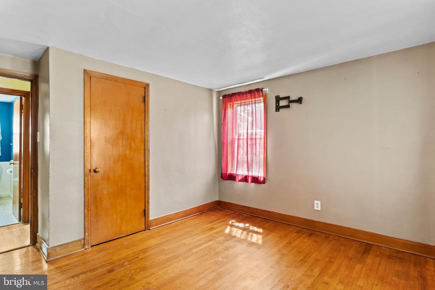 1883 George Avenue photo 13