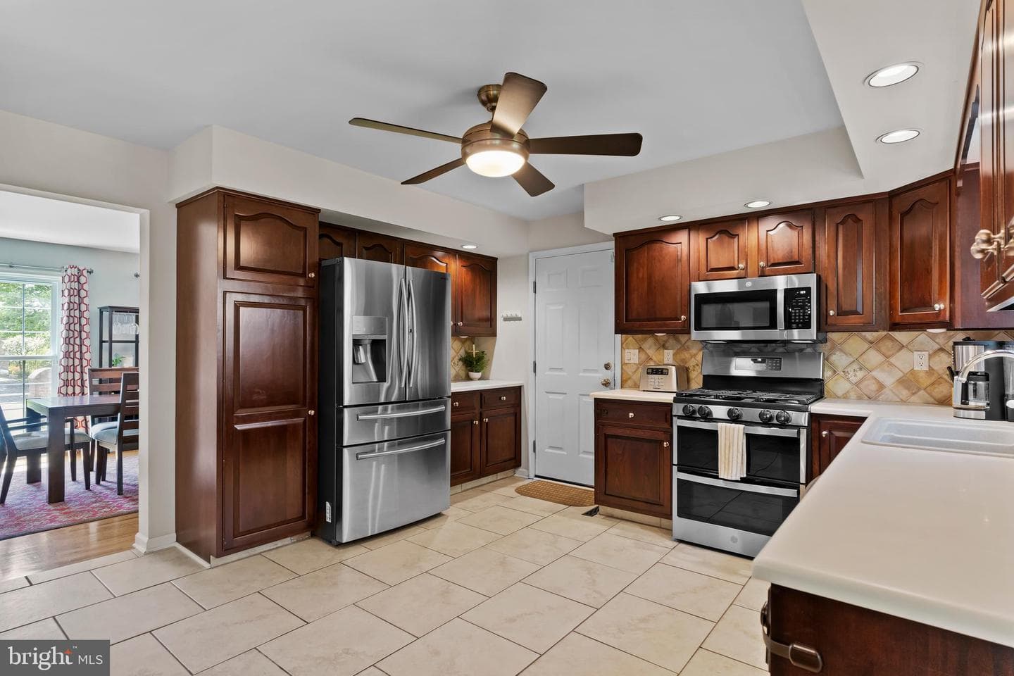 3812 Leyland Drive photo 10
