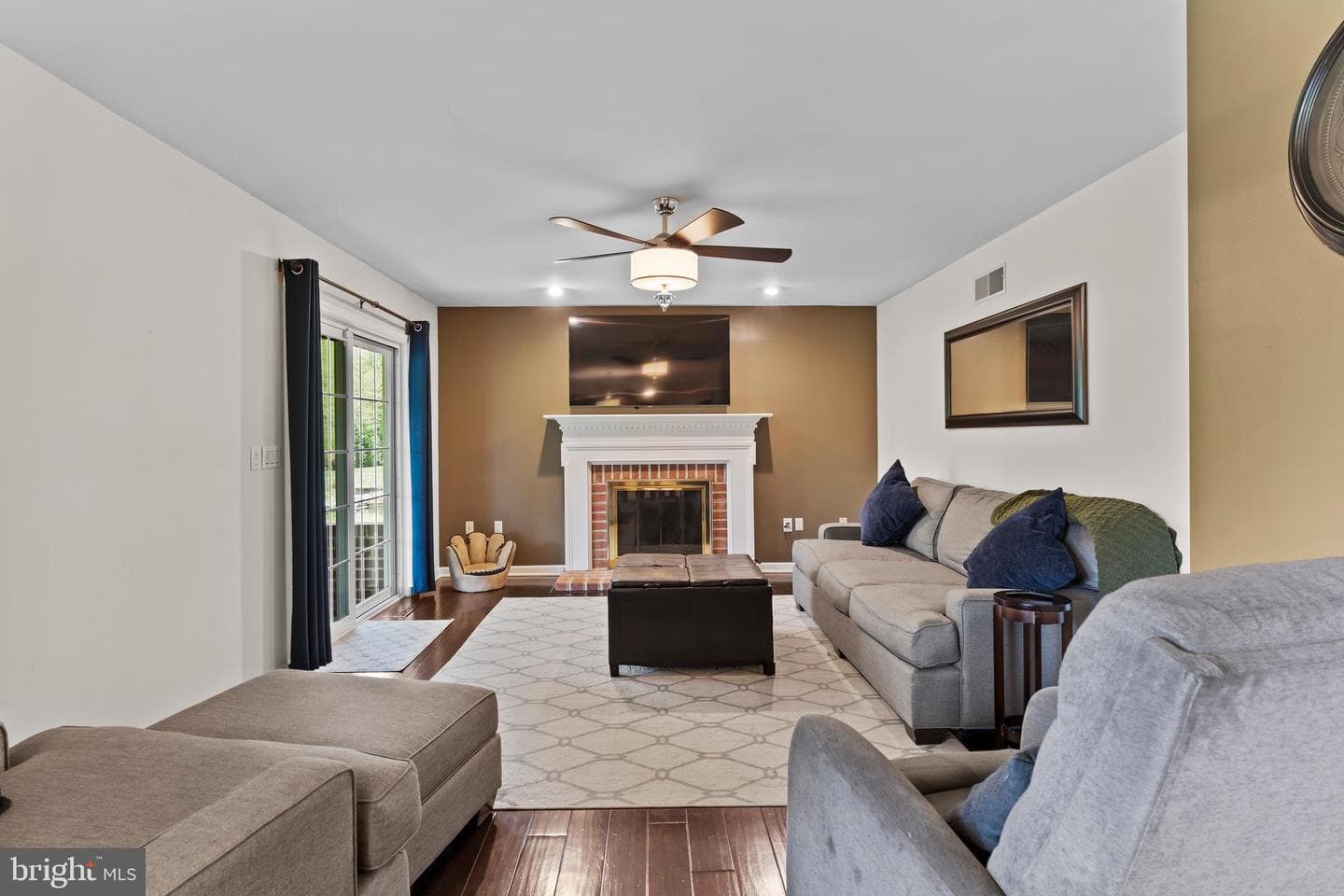 3812 Leyland Drive photo 5