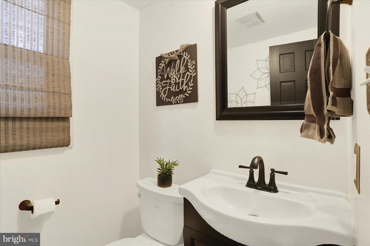 803 Dunbar Road photo 32