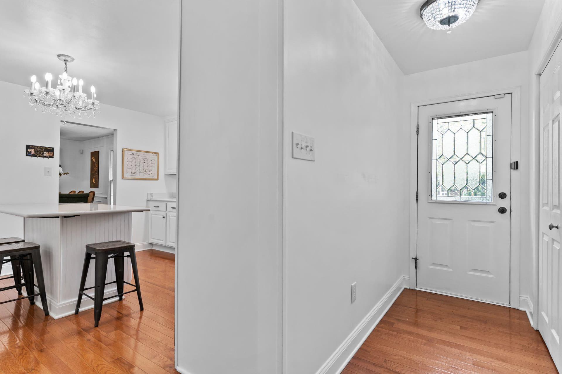 321 S Orange Street photo 17