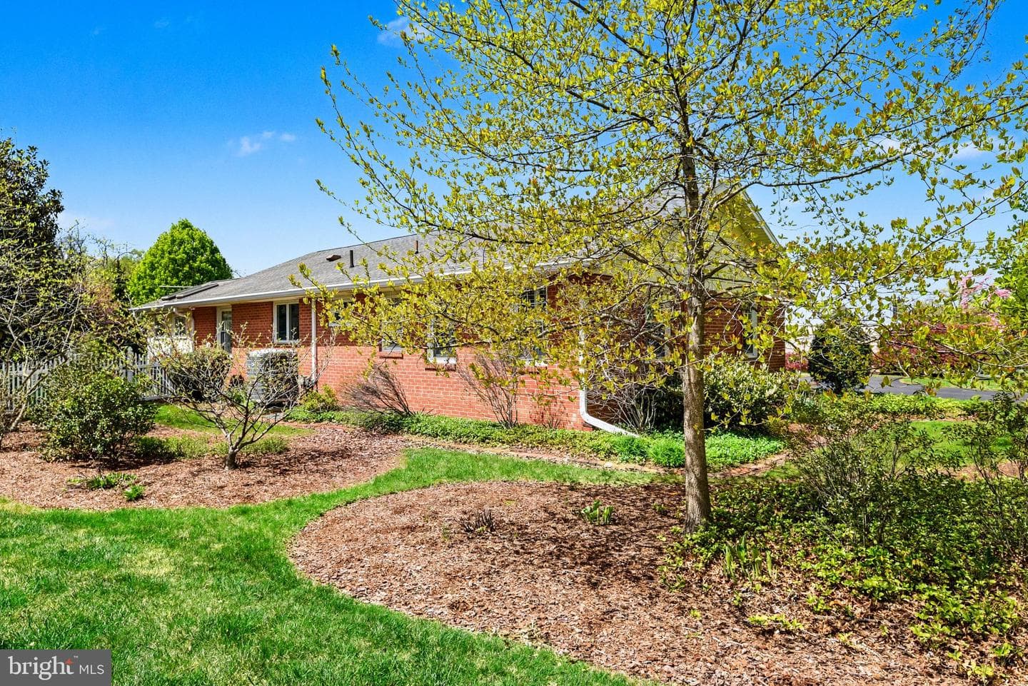 420 Allendale Way photo 36
