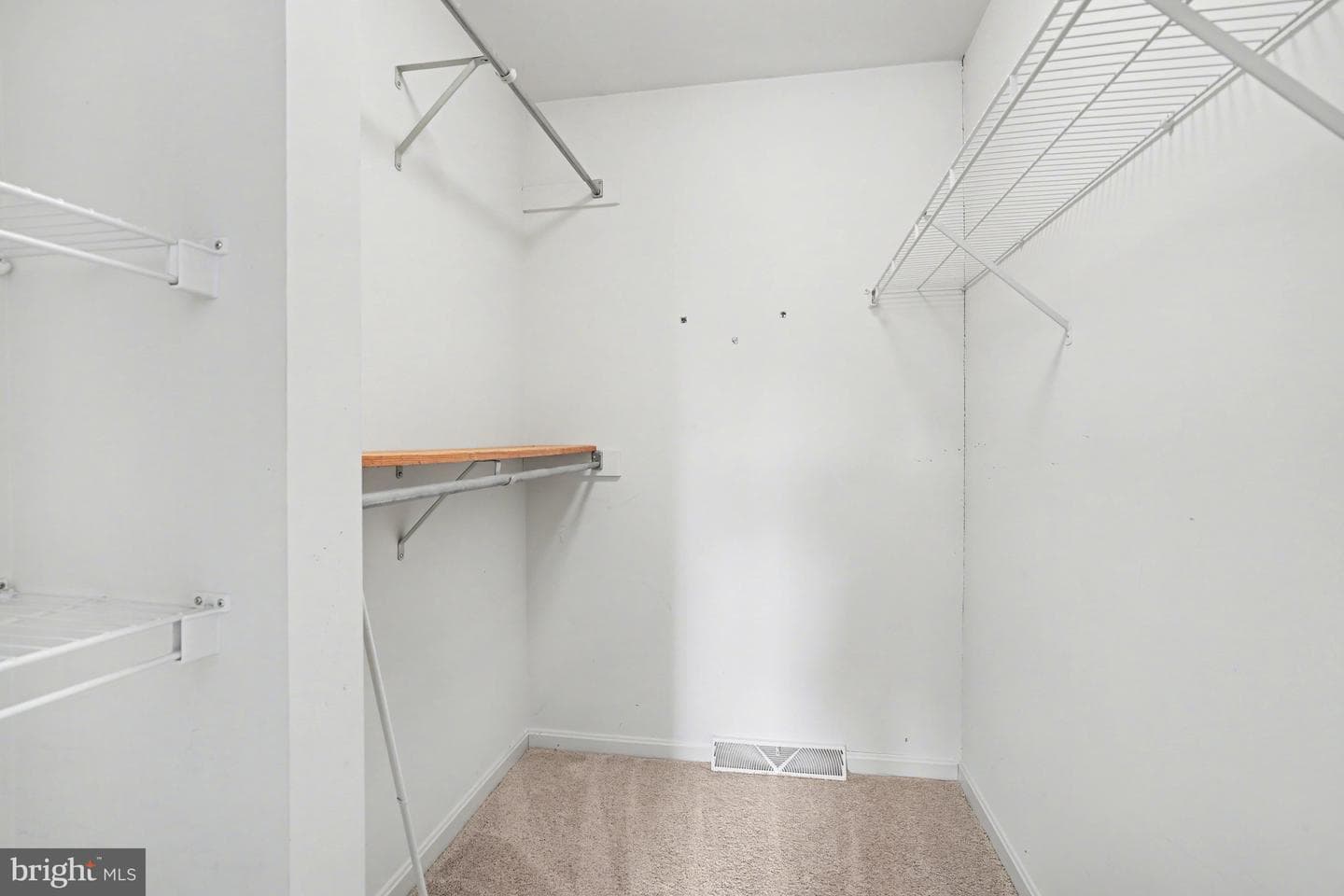 239 G Street photo 14