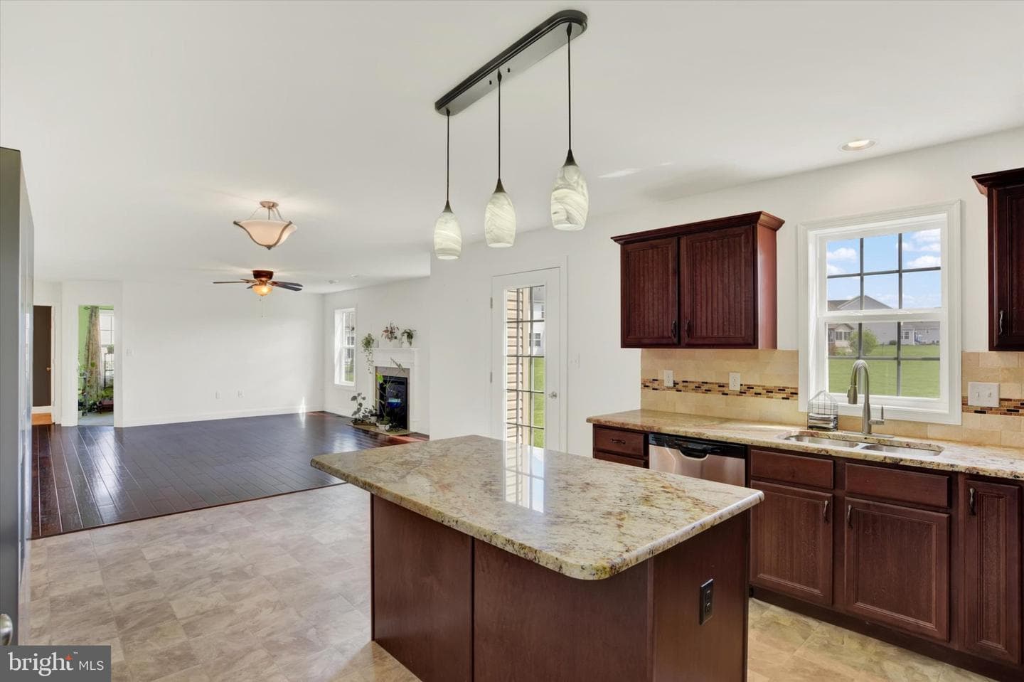 43 Danbury Drive photo 10