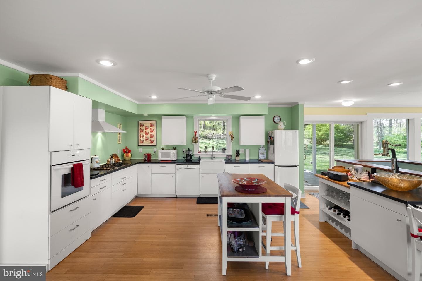 96 Peach Glen Road photo 17
