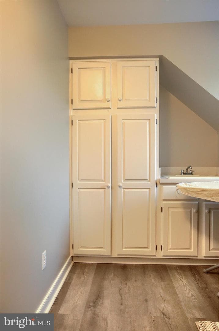 328 E Meadow Drive photo 27