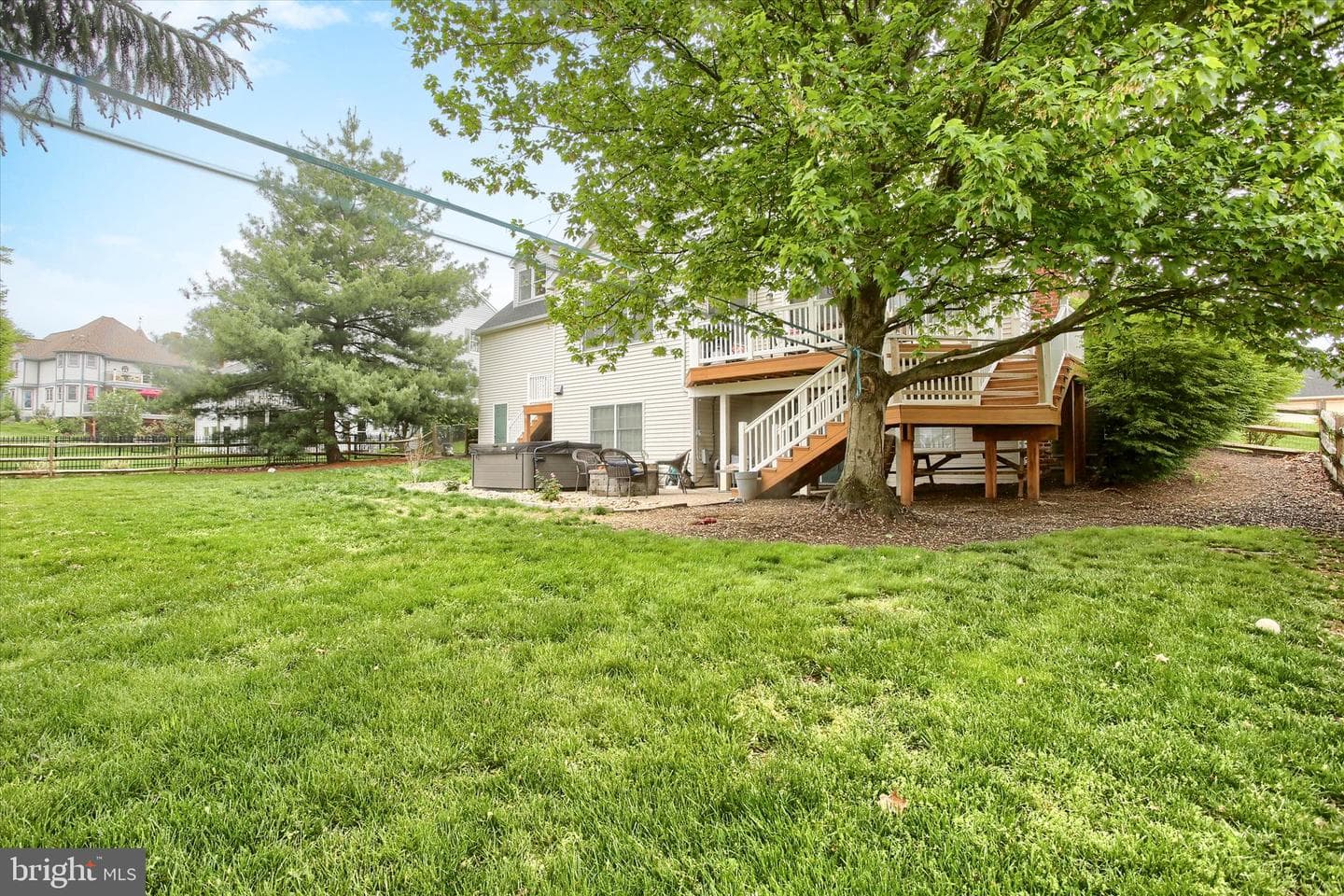 328 E Meadow Drive photo 37