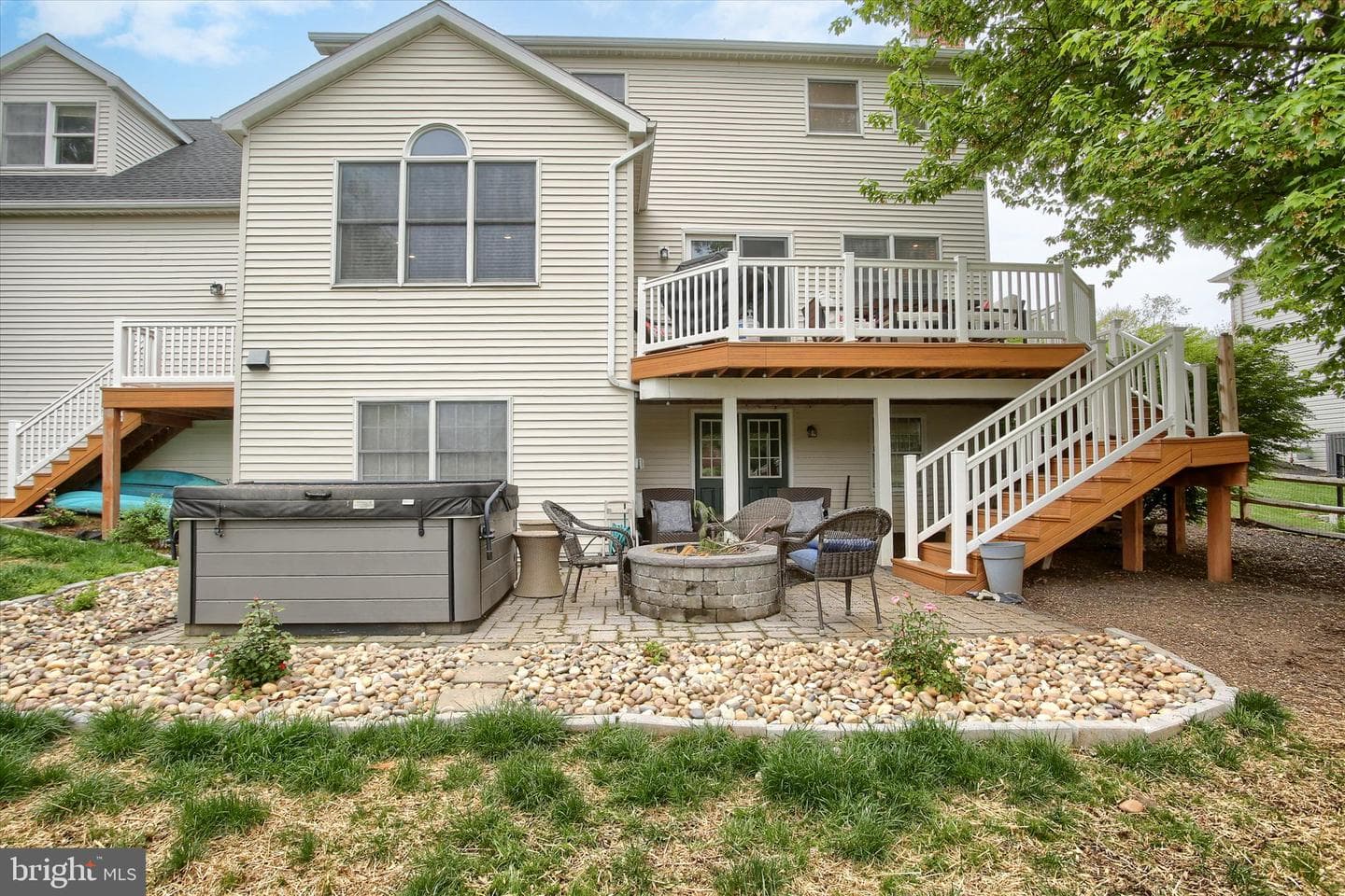 328 E Meadow Drive photo 38