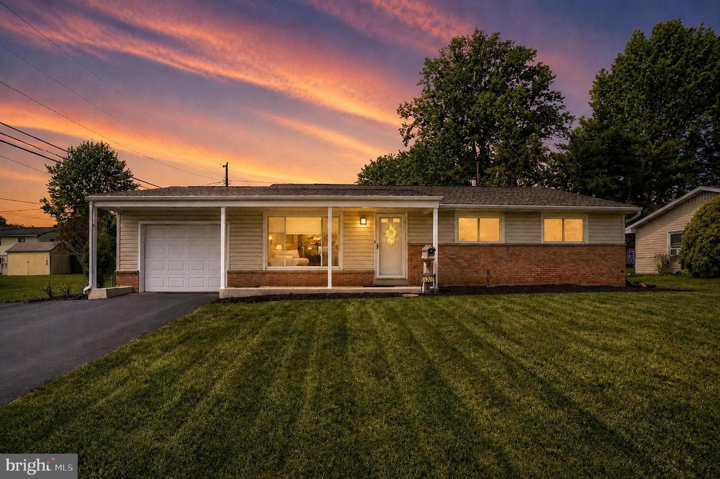 5221 Stuart Drive photo 2