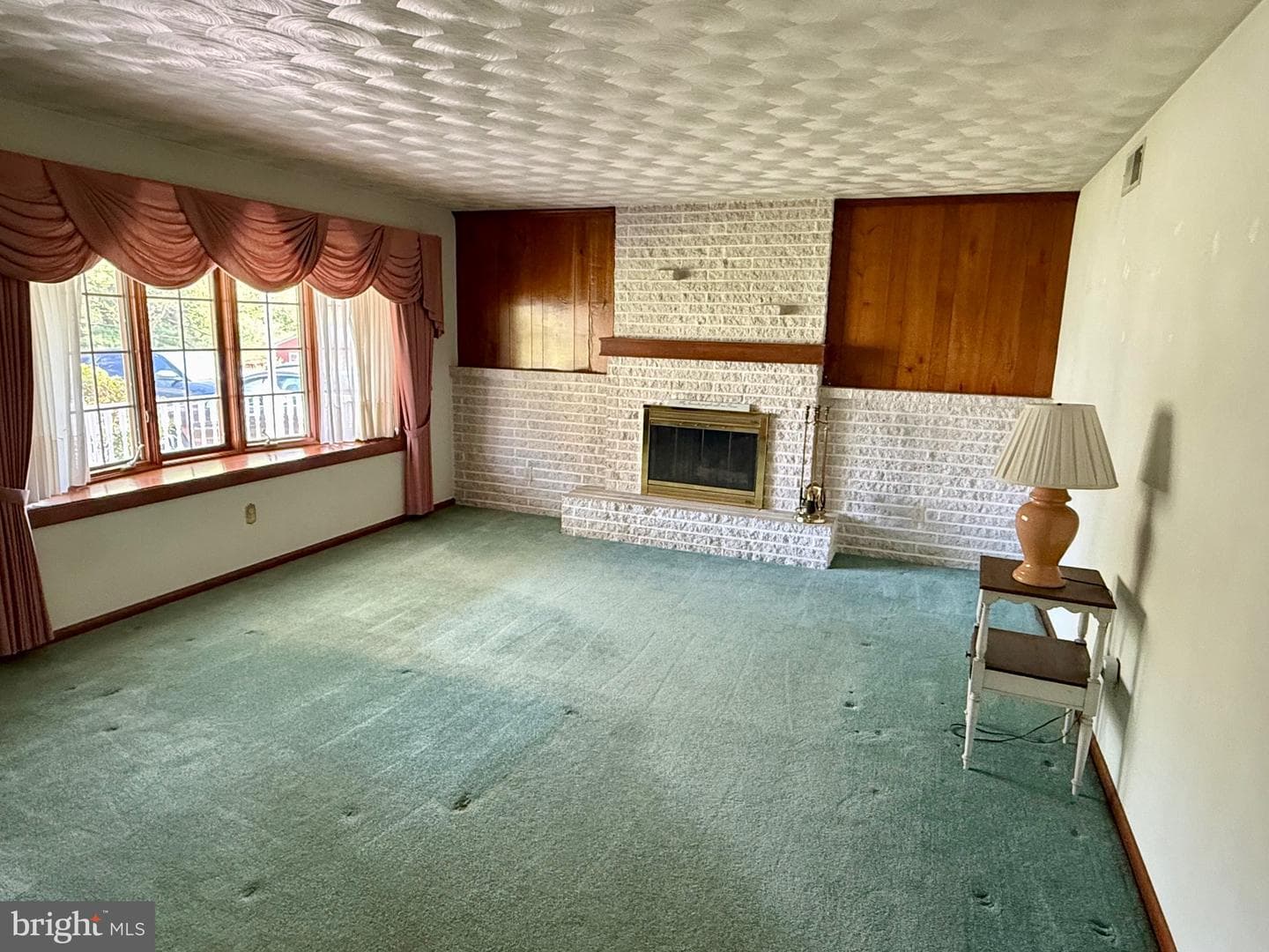 310 Hemlock Road photo 6