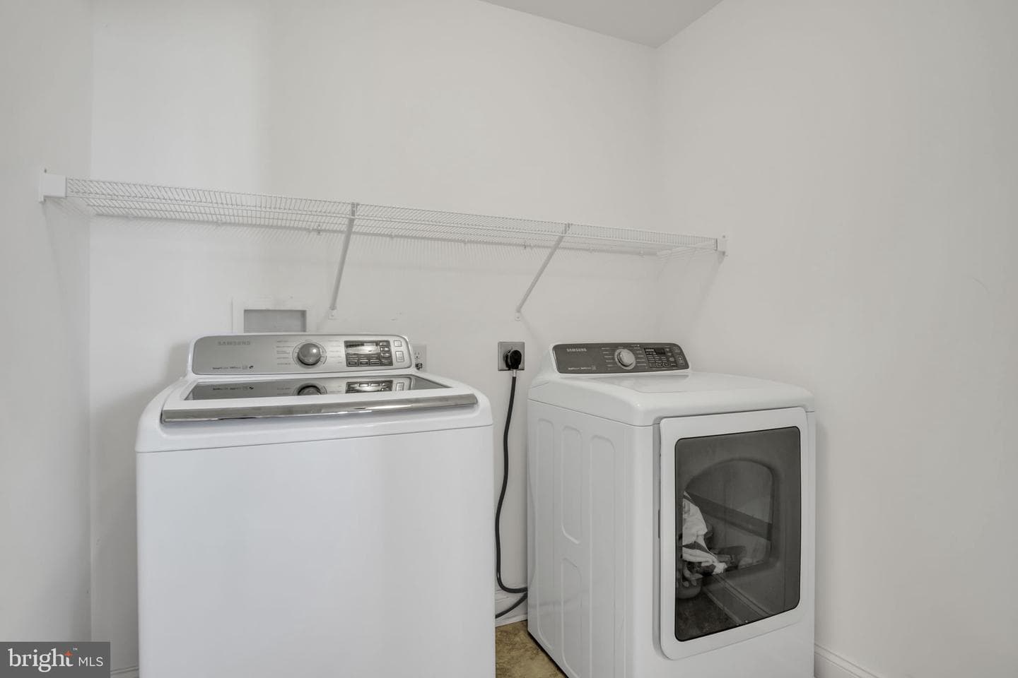 52 Danbury Drive photo 34
