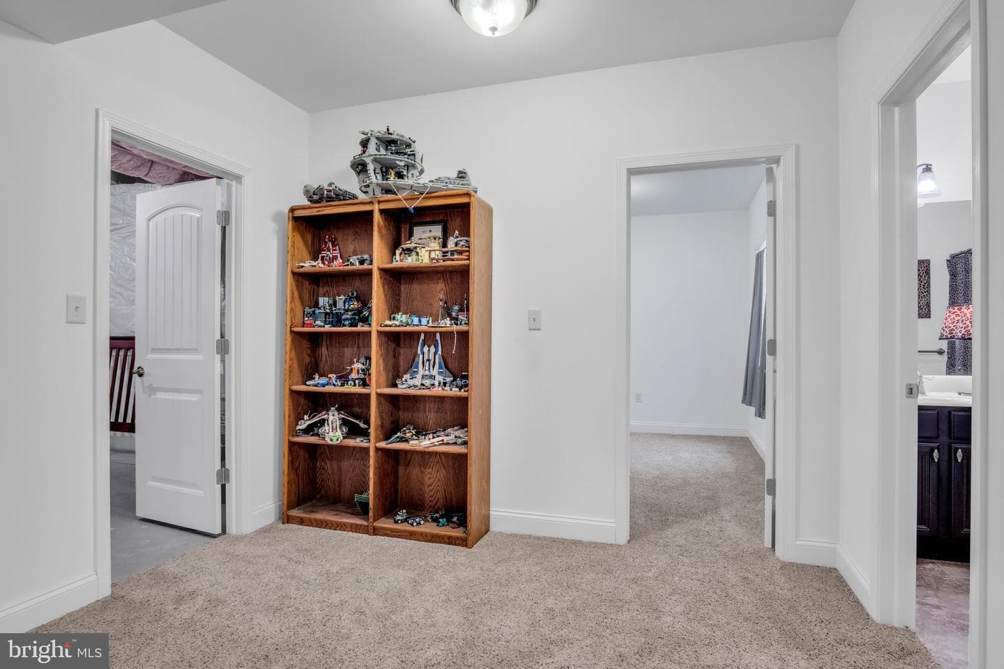 52 Danbury Drive photo 46