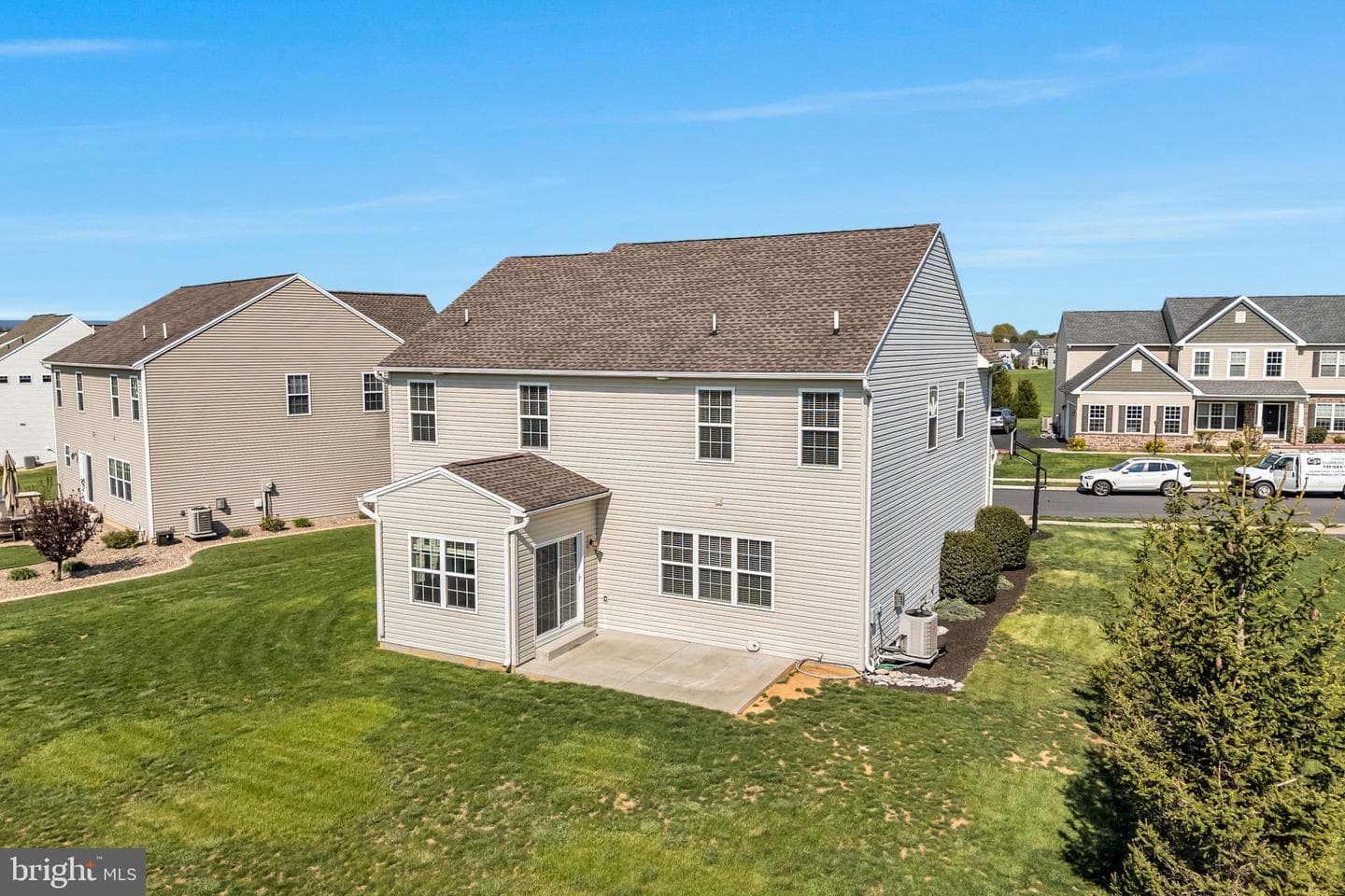 52 Danbury Drive photo 57