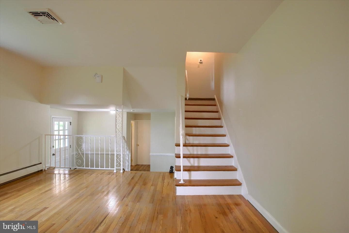 416 Allendale Way photo 10