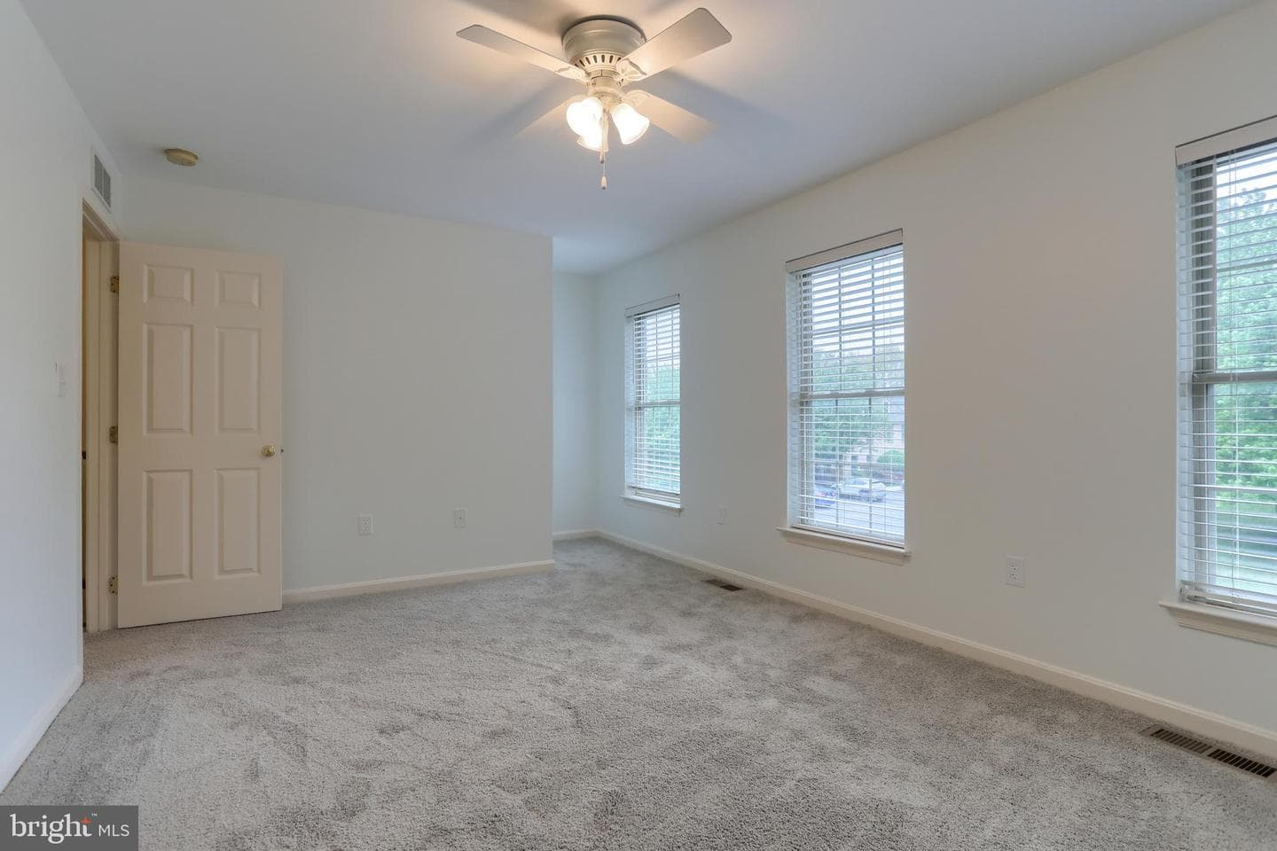 1266 Hunters Ridge Drive photo 19