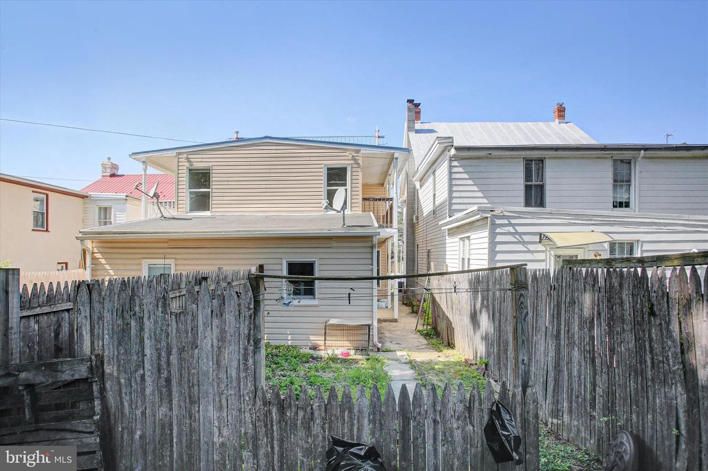 114 E Orange Street photo 20