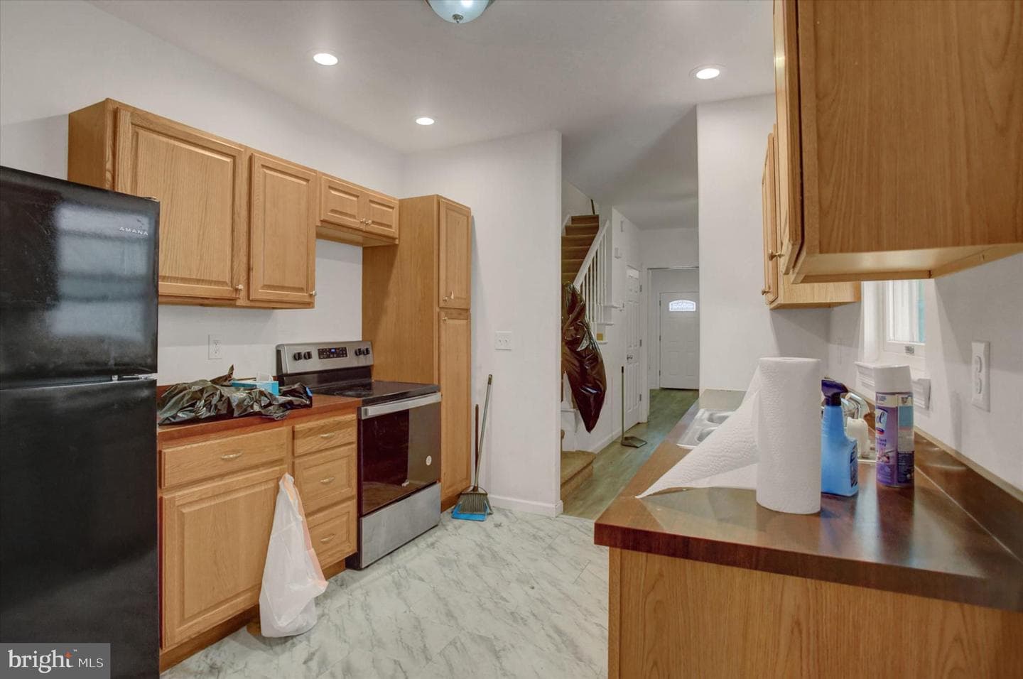 114 E Orange Street photo 23