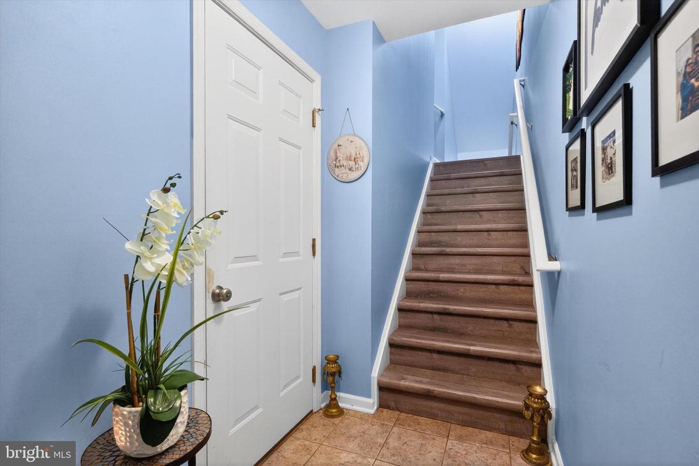 407 Brook Meadow Drive photo 4