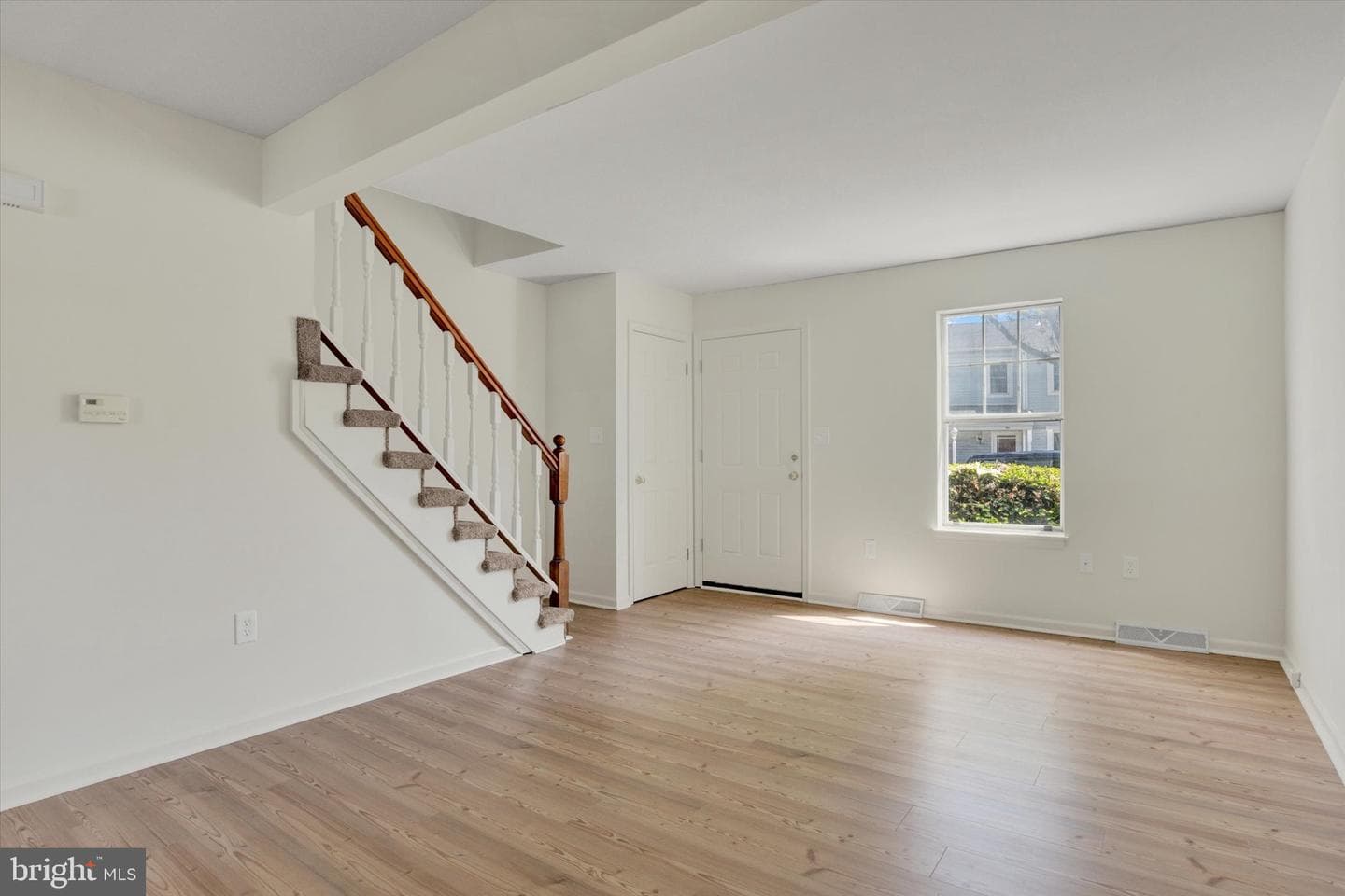 883 Old Silver Spring Road photo 4