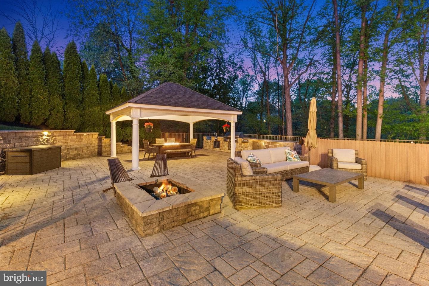 1416 Summit Way photo 52