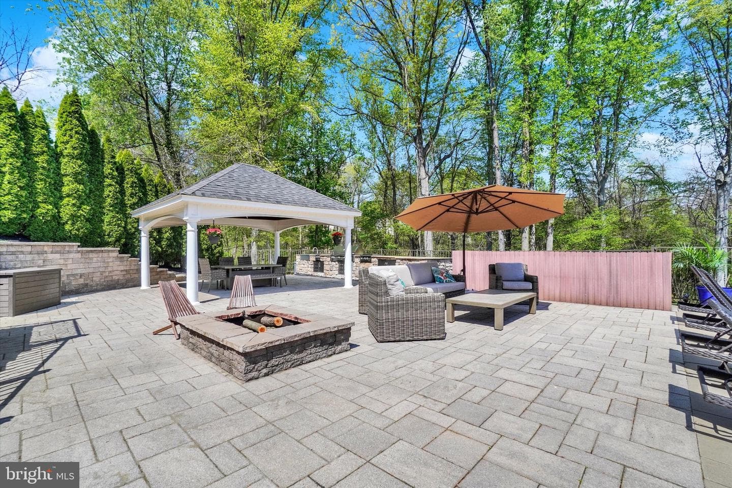 1416 Summit Way photo 68